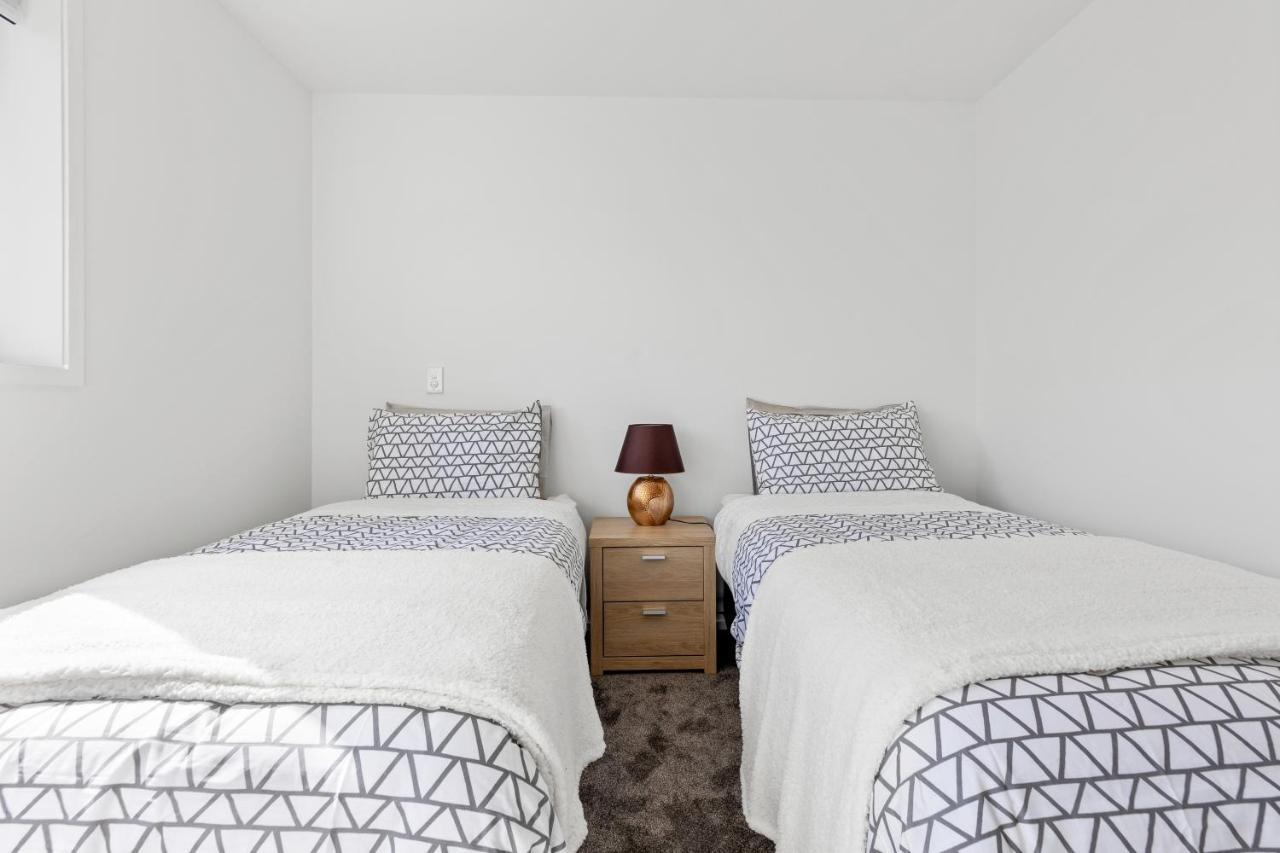 Beachside Townhouse Christchurch Extérieur photo